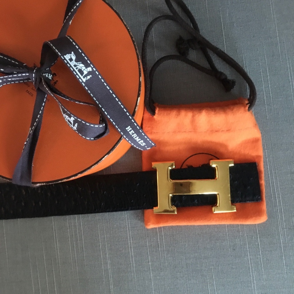 HERMÈS black Ostrich belt with reversible yellow snakeskin lizard!  Unisex